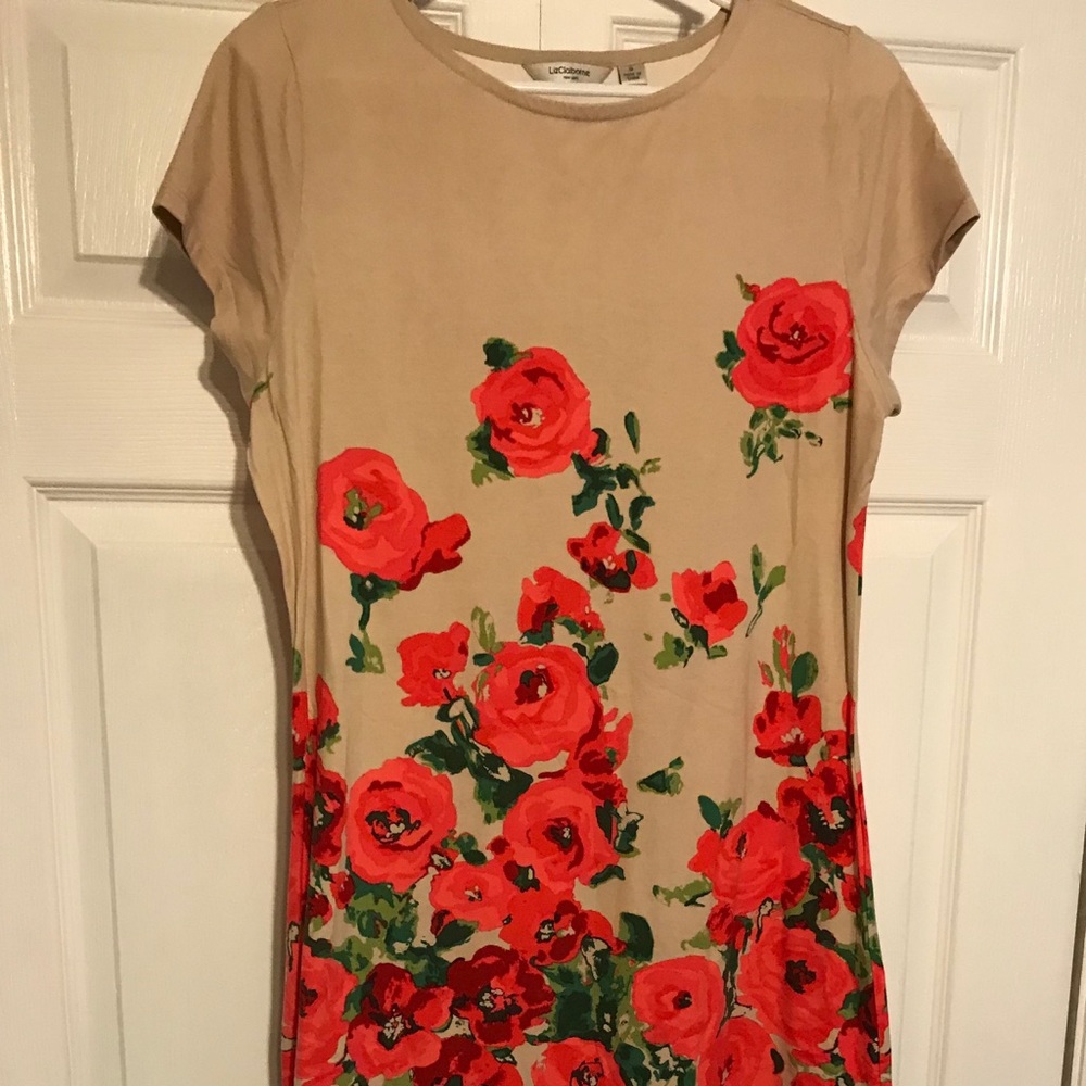 ✨👗🌺🌹✨Liz Claiborne tee shirt dress